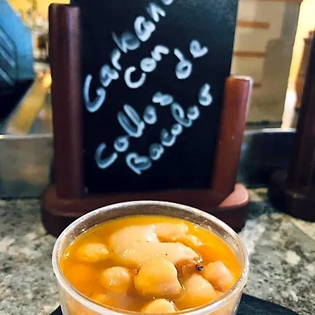 فندق El Bodegon 2*
